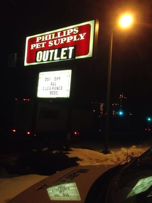 Phillips Pet Supply Outlet