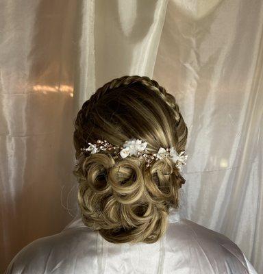 Wedding hair