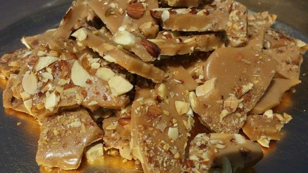 Toffee with pecans without chocolate