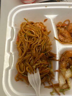 The food comes with cockroaches inShrimp Lo Mein