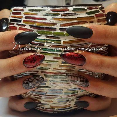 Nails by Tamara Louise