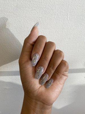 Sparkly Dip Nails