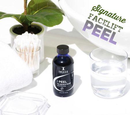 Signature Facelift Peel is a mild peel with zero downtime. A must!!!