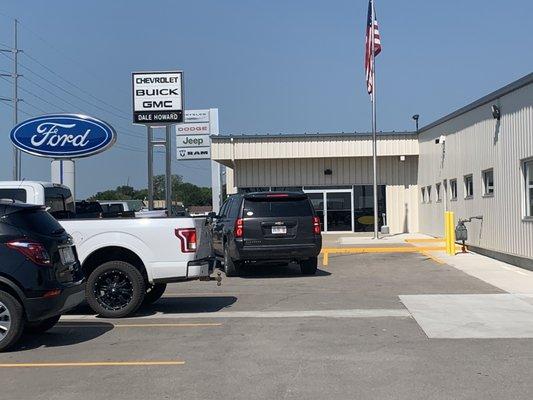 Dale Howard dealership in Iowa Falls