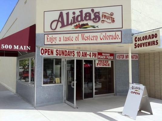 Alida's Fruits - Store front