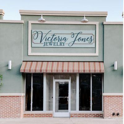 Front of Victoria Jones Jewelry