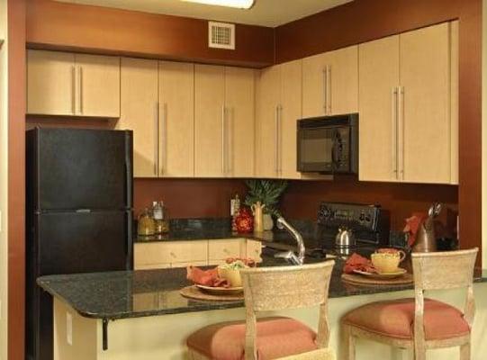 All Interim Homes corporate apartments offer full-sized kitchens equipped with all housewares and appliances!