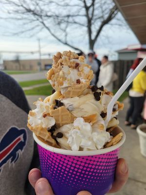 Cannoli sundae