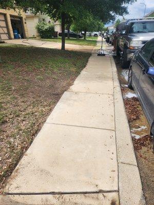 Sidewalk cleaning