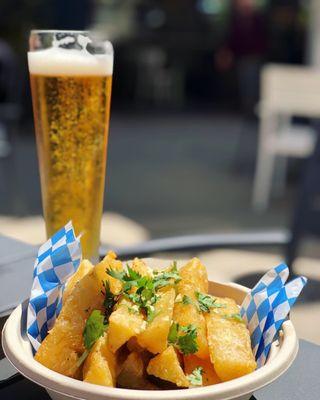 Yuca fries