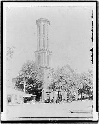 4th's 2nd location at 9th St. NW & Grant Place, 1899, before the edifice was later removed