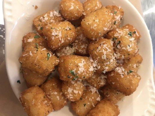 Truffle tots