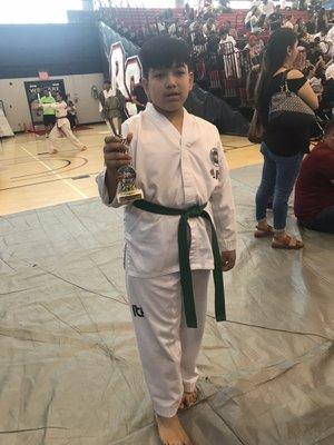 Campeón en Torneo