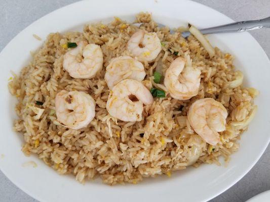 Shrimp fried rice, pretty good, just need a tab bit more seasoning