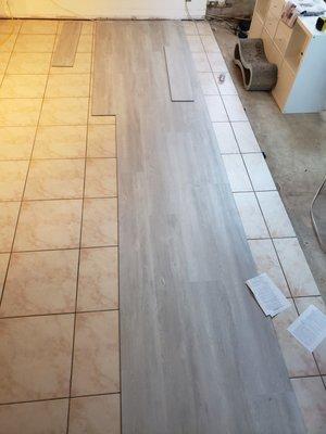 Floors are not leveled / grout lines are not filled