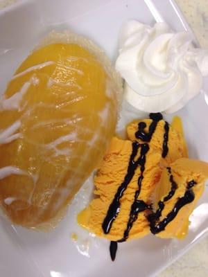 Mango with Sticky Rice and Ice cream