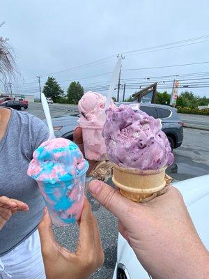 Cotton candy, blueberry ice cream, cherry ice cream. All amazing!!!