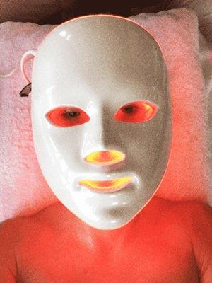 Led facial light