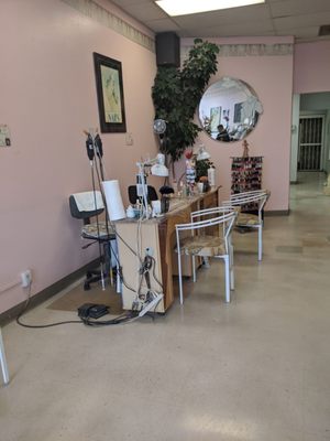 Other nail stations