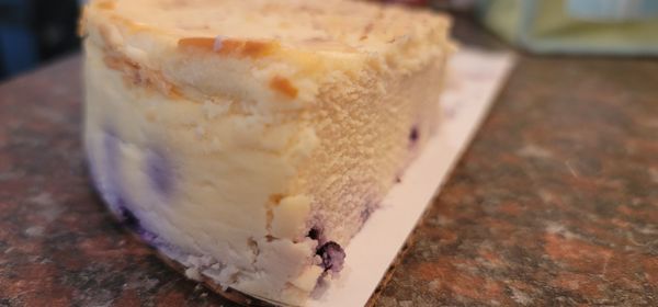 Blueberry almond gluten-free cheesecake