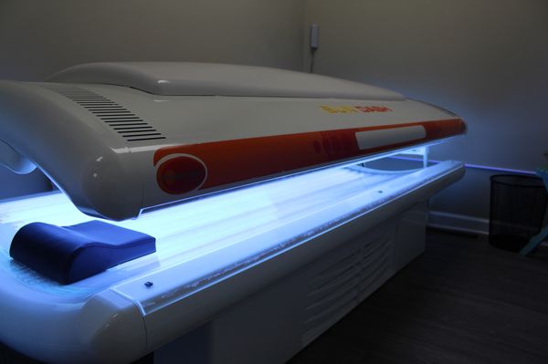 Level 1 tanning bed