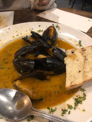 Sweet and Spicy Mussels