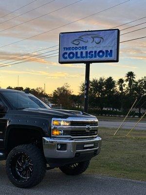 THEODORE COLLISION 
 5824 HIGHWAY 90
 THEODORE ALABAMA
 251-288-3276