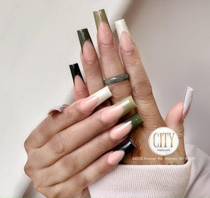 City Nails