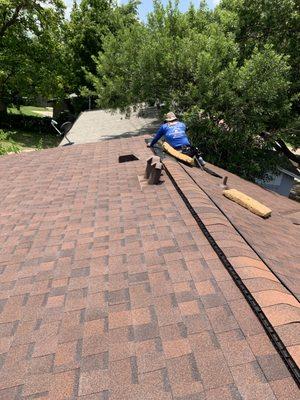 New Roof 30yrs + Ridge Vent Installation