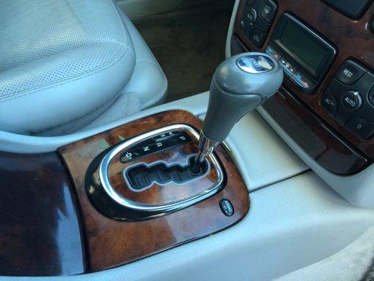 center console, shift knob