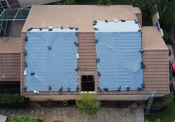 Heavy duty tarp installation.