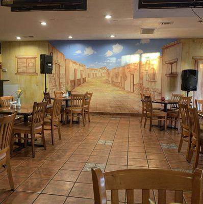 The restaurant's dinning room