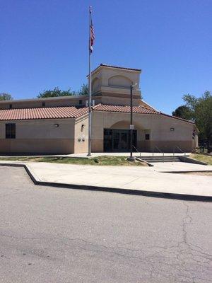 Kern County Library - Lamont Branch