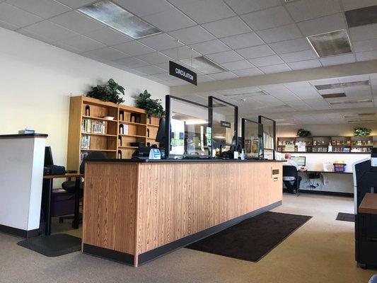 Circulation desk