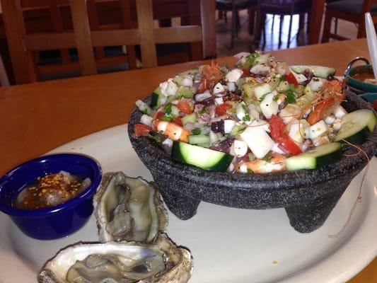 molcajete very fresh and authentic taste