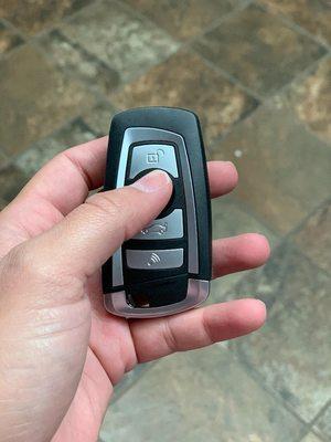 Let us put the key to a new car in your hands today!