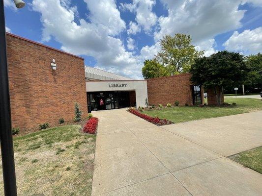 Broken Arrow Library