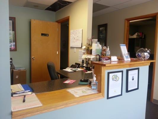 The front desk/ check-in area of our Bartlett office.