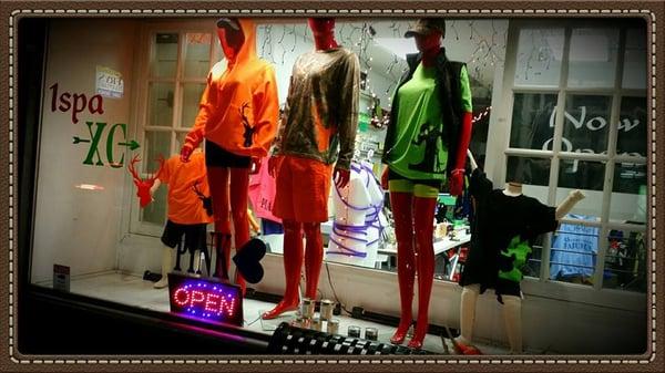 Windows reflect weekly themes to keep up with seasonal trends.  1spa's corner location welcomes all the to downtown.