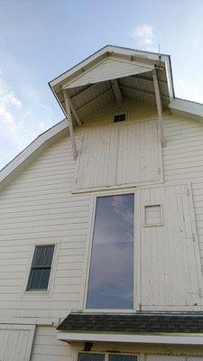 The barn at Glacier Creek Preserve.