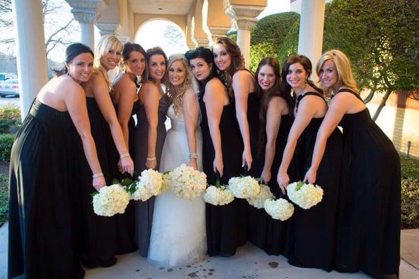 Beautiful bridesmaids and bouquets!!