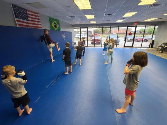 Kids kickboxing classes are a fun way to keep your kids active during the year.