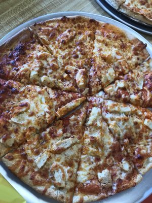 Large buffalo chicken pizza