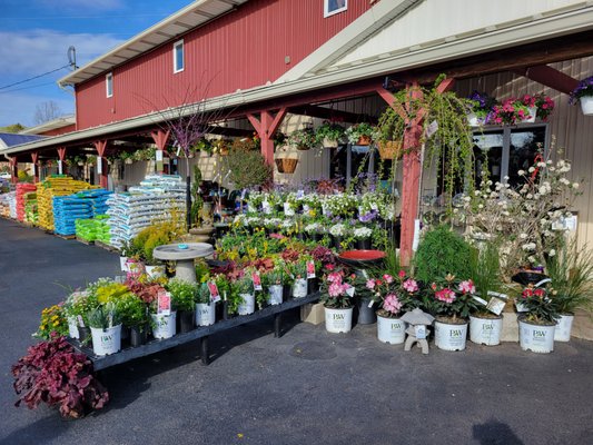 Herbein's Garden Center