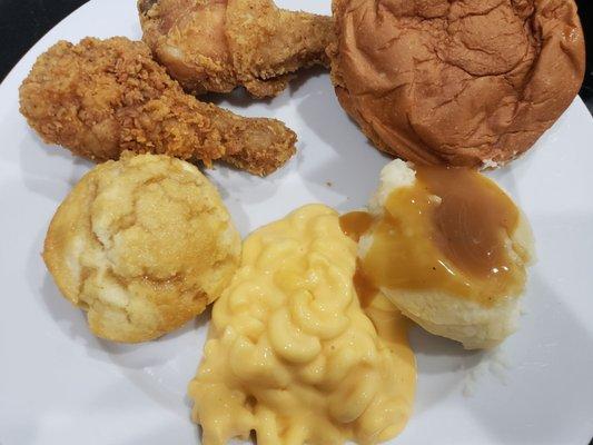 2 piece with biscuit, chicken sandwich, mac and cheese, and mashed potatoes.