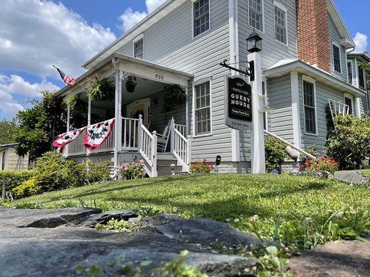 Harper's Ferry Guesthouse