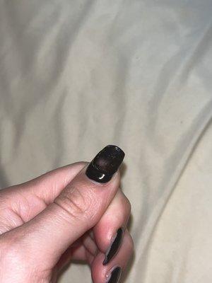 Peeled nail with wet polish