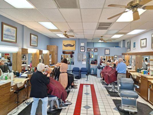 Mercado Barber Shop