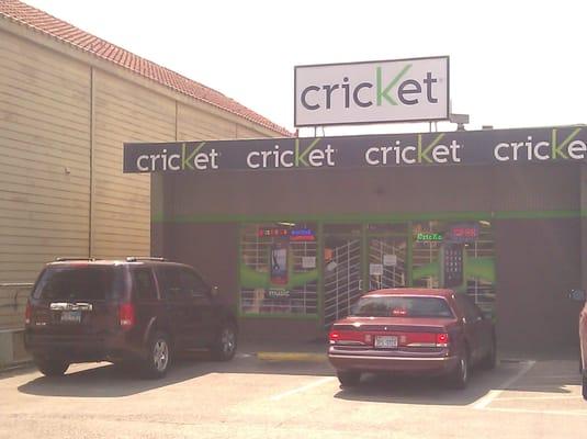 Cricket Wireless on S. Congress