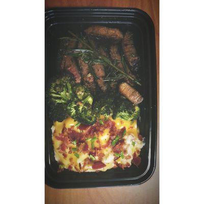 MEAL PREP: Bourbon & Brown Sugar Glazed Steak w/ Parmesan Roasted Broccoli Florets and Loaded Mashed Potatoes